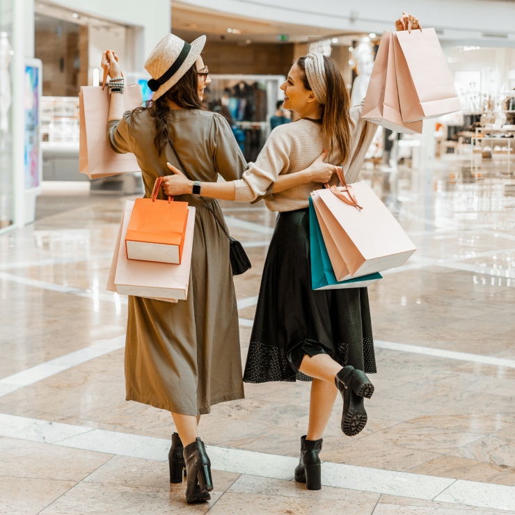 chicas con compras